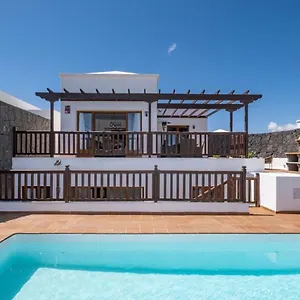 Casa Familia Spain