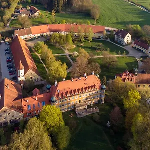 Hotel Naturschlosshotel Blumenthal **