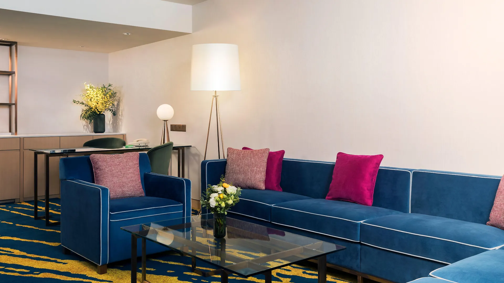 Holiday Inn Golden Mile By Ihg Hong Kong China