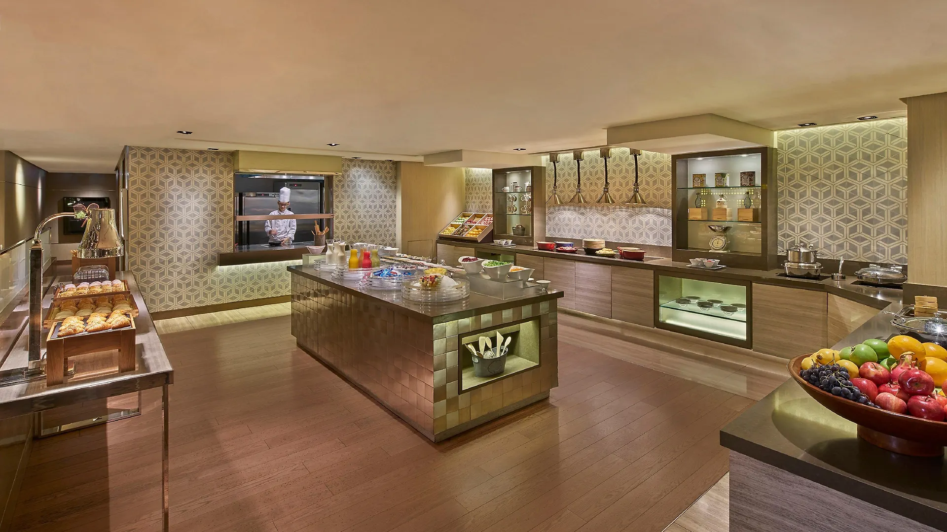 Holiday Inn Golden Mile By Ihg Hong Kong 4*,