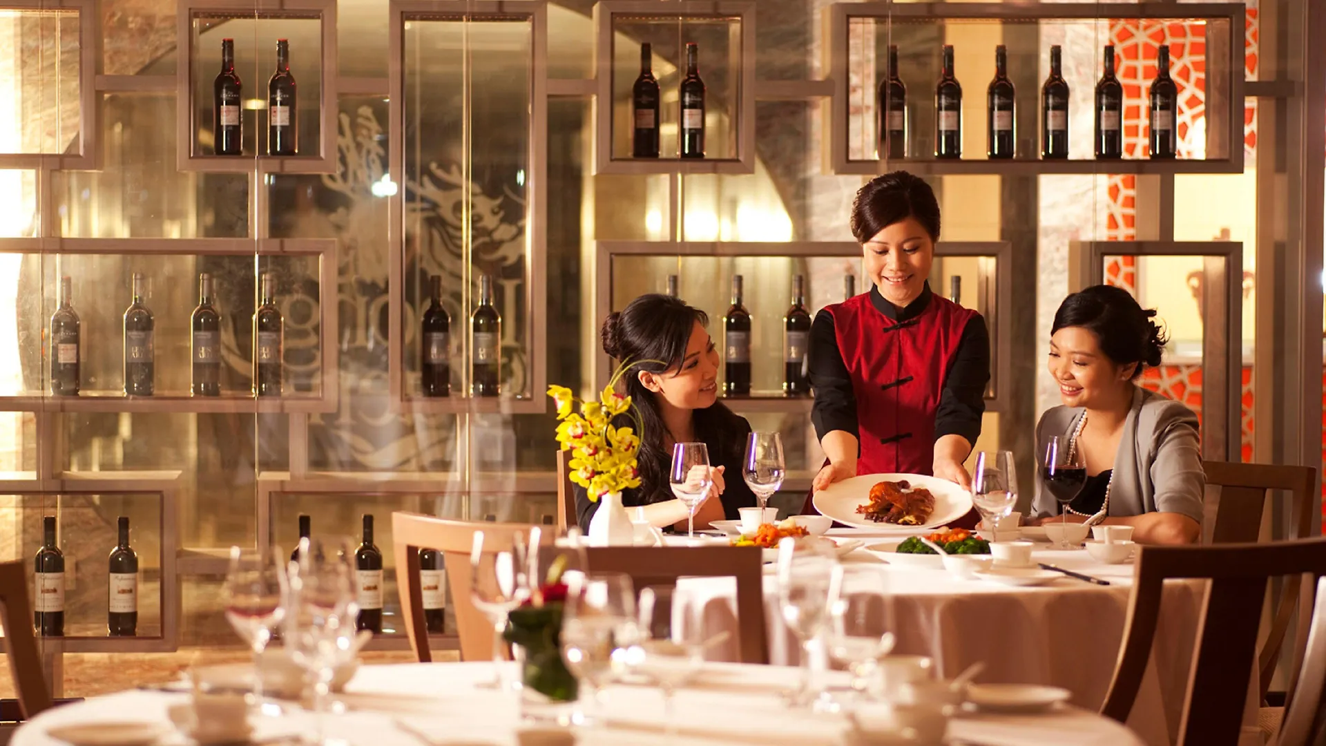 Holiday Inn Golden Mile By Ihg Hong Kong 4*,  China