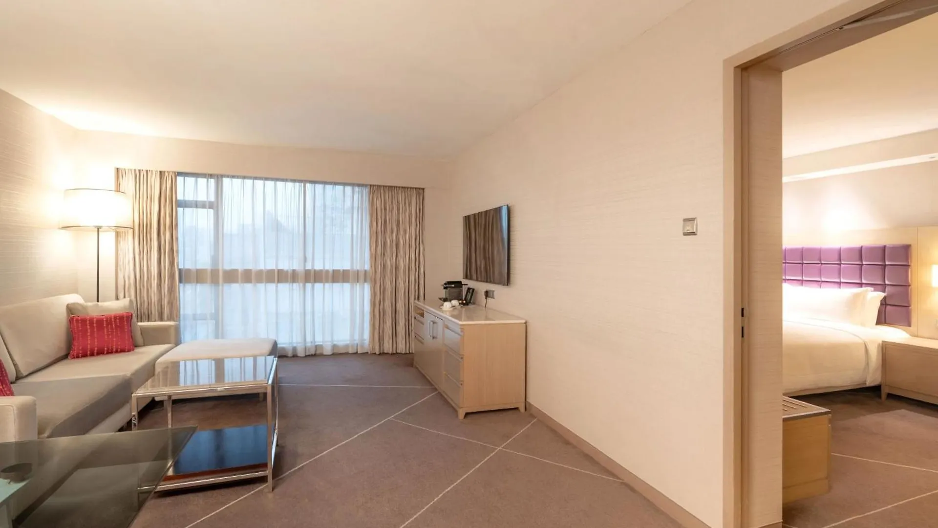 Holiday Inn Golden Mile By Ihg Hong Kong 4*,  China