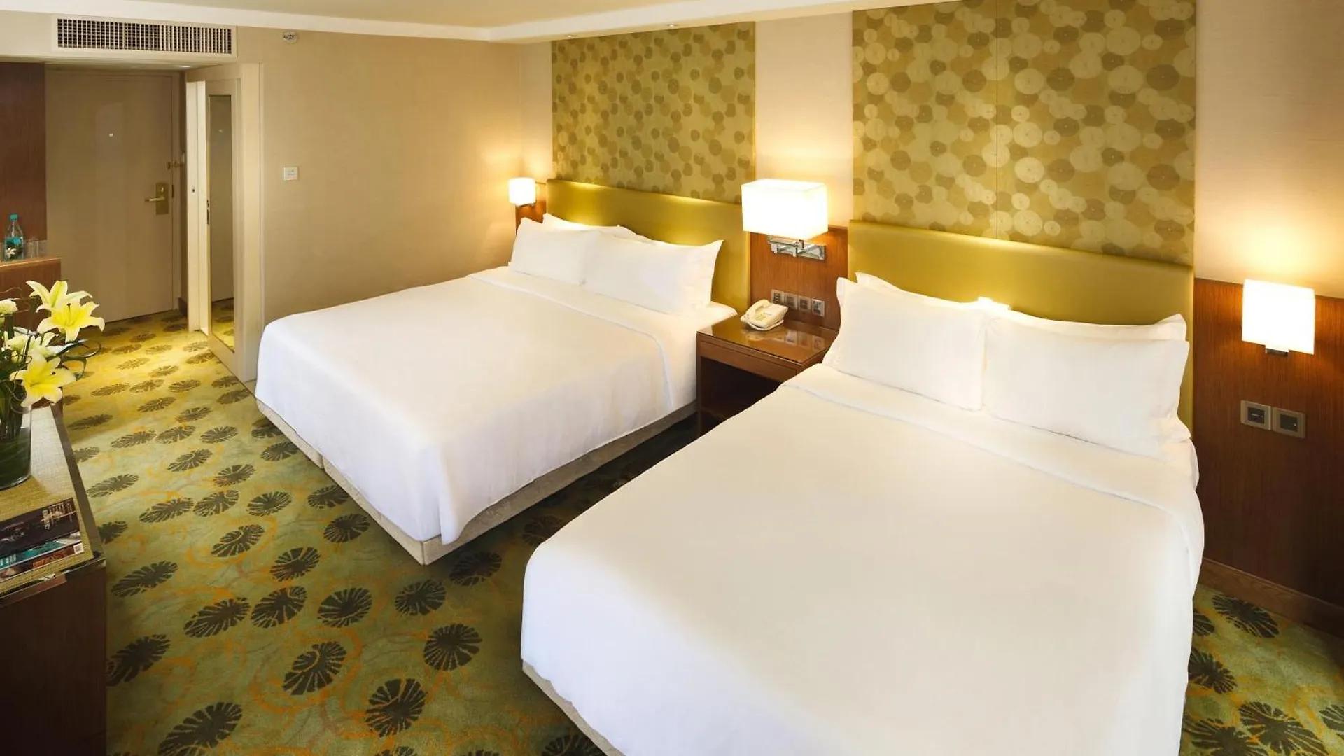 Holiday Inn Golden Mile By Ihg Hong Kong