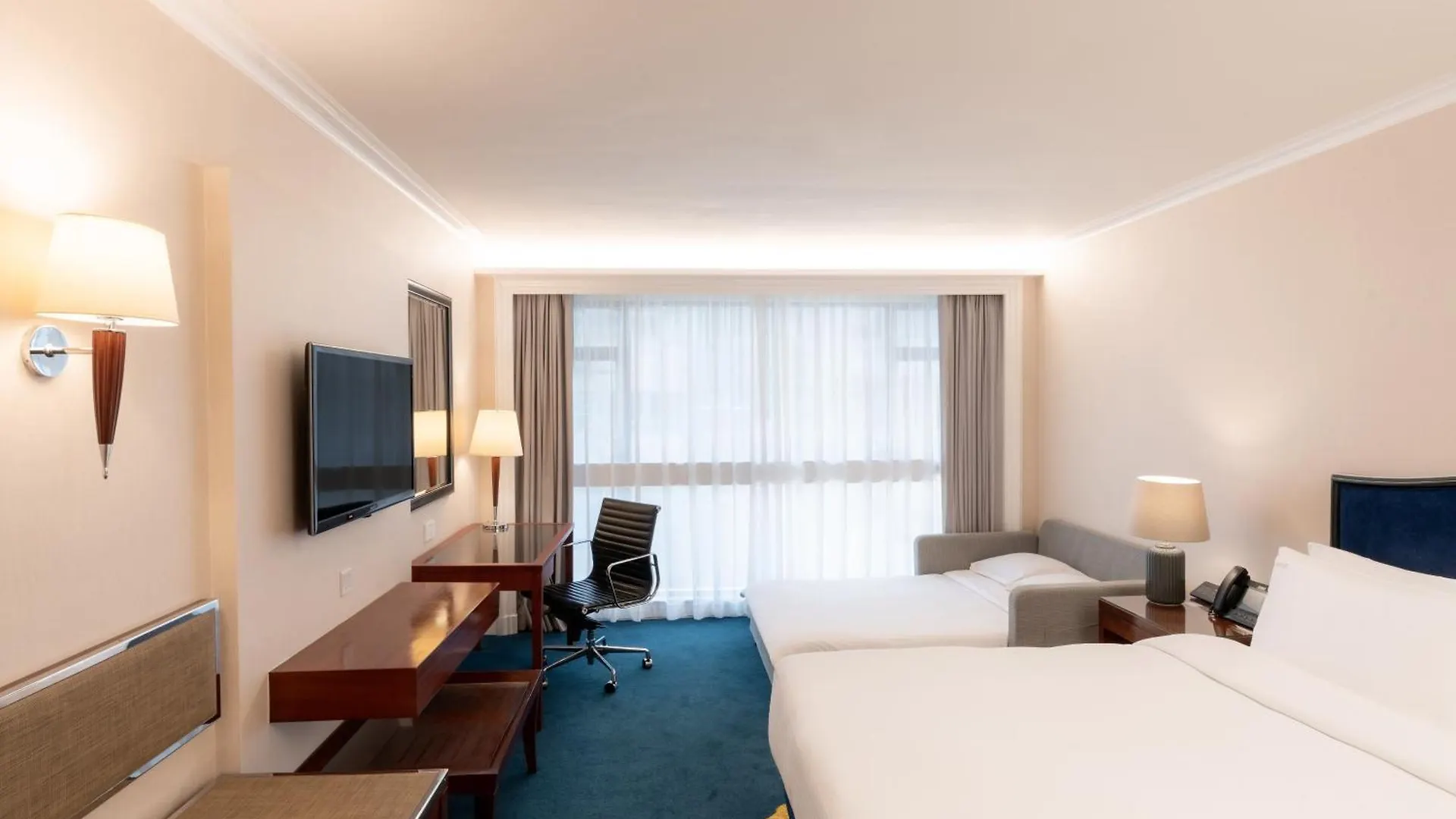 Holiday Inn Golden Mile By Ihg Hong Kong 4*,  China