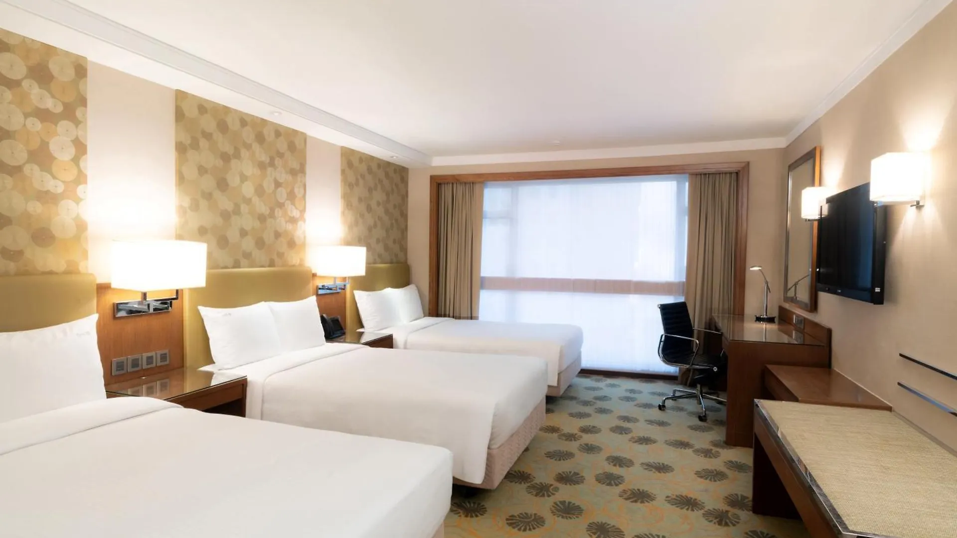 Hotel Holiday Inn Golden Mile By Ihg Hong Kong